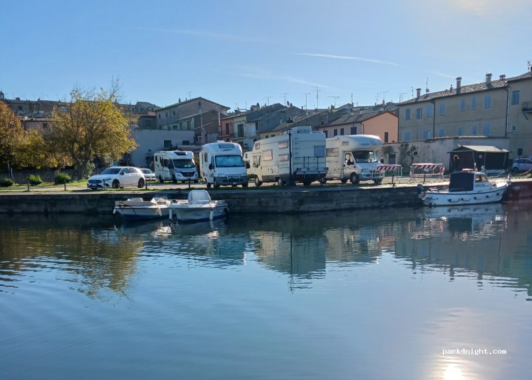 (01010) Capodimonte - 15 Largo del Porto — foto 2