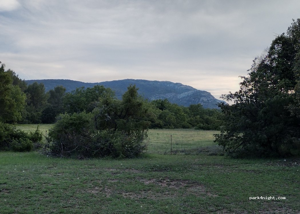 () Vauvenargues - — foto