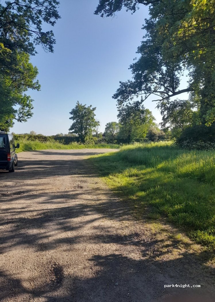 (CV9 3RL) Atherstone - B585 — foto