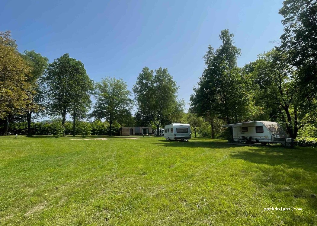 Camping Pod Lipami — foto