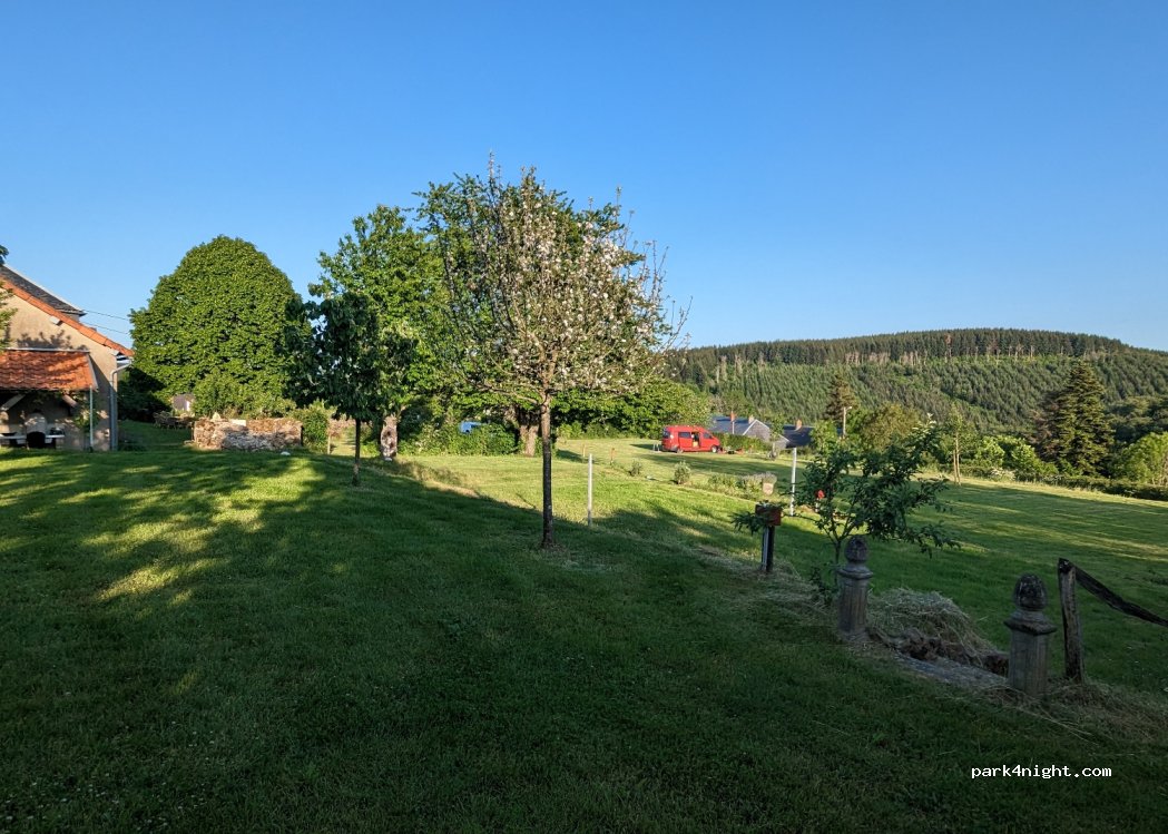 Mini camping, À l'ombre du Château — foto 4