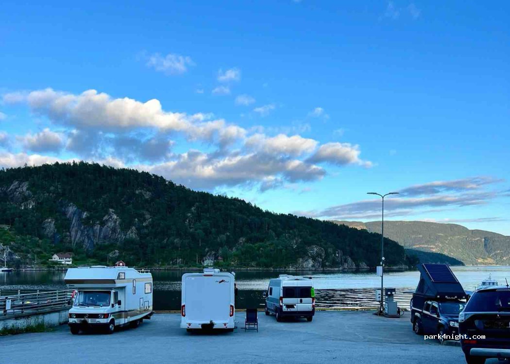 (4235) - 19 Vatlandsvågen — foto 3