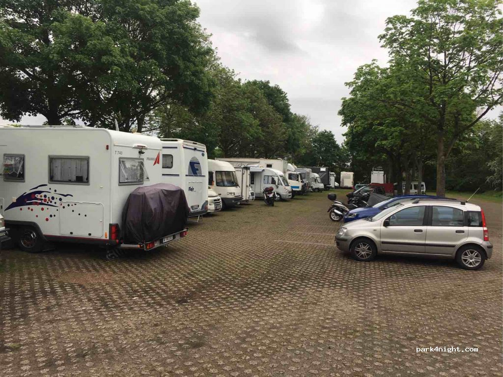 (50769) Köln - 73 Kasseler Weg — foto 2