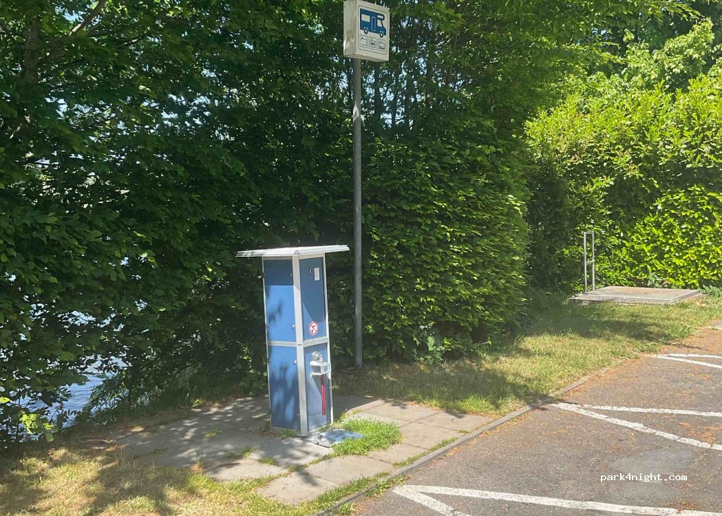 Servicestation für Wohnmobile — foto