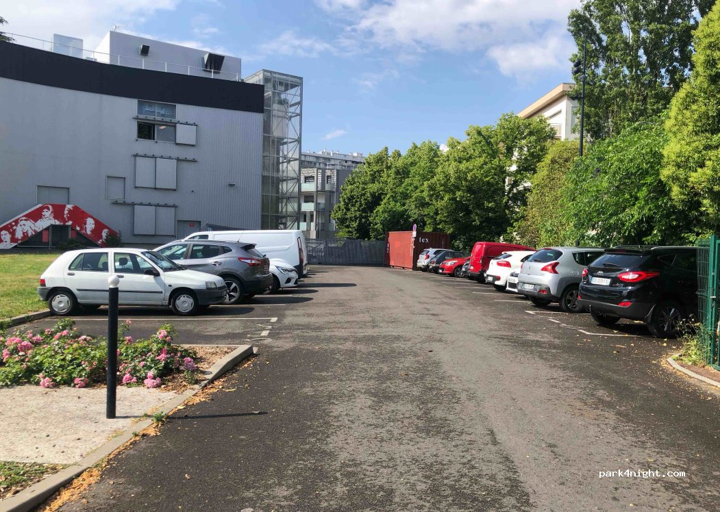 (33300) Bordeaux - 37 Cours de Luze — foto