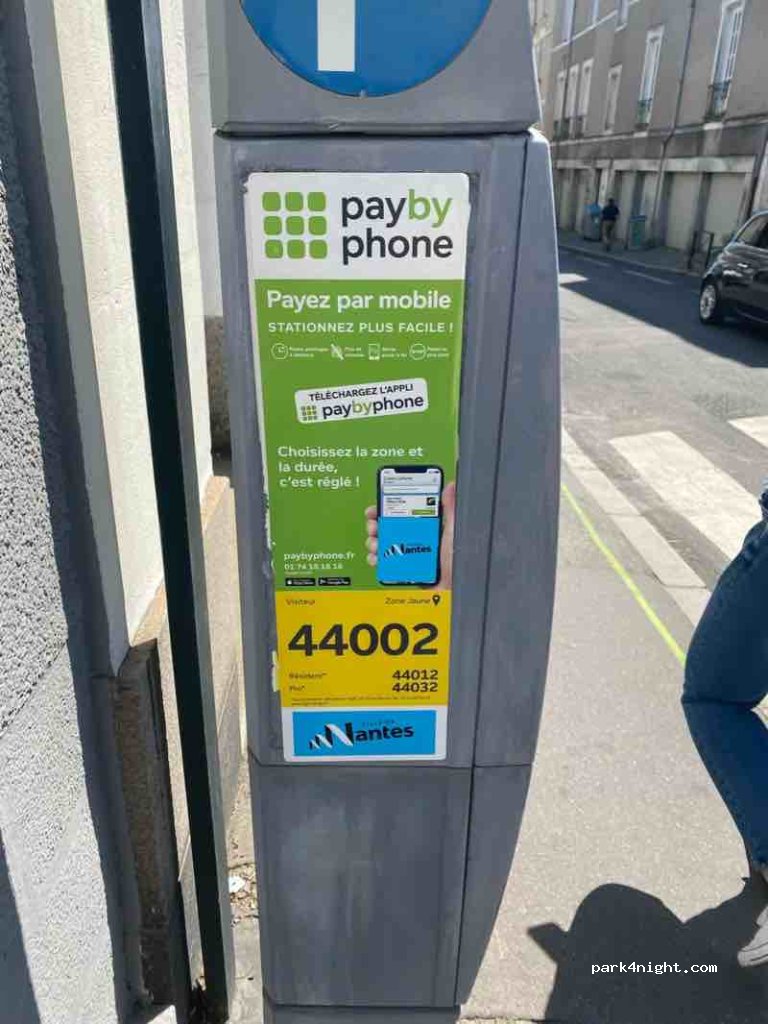 (44000) Nantes - 28 Rue Yves Bodiguel — foto