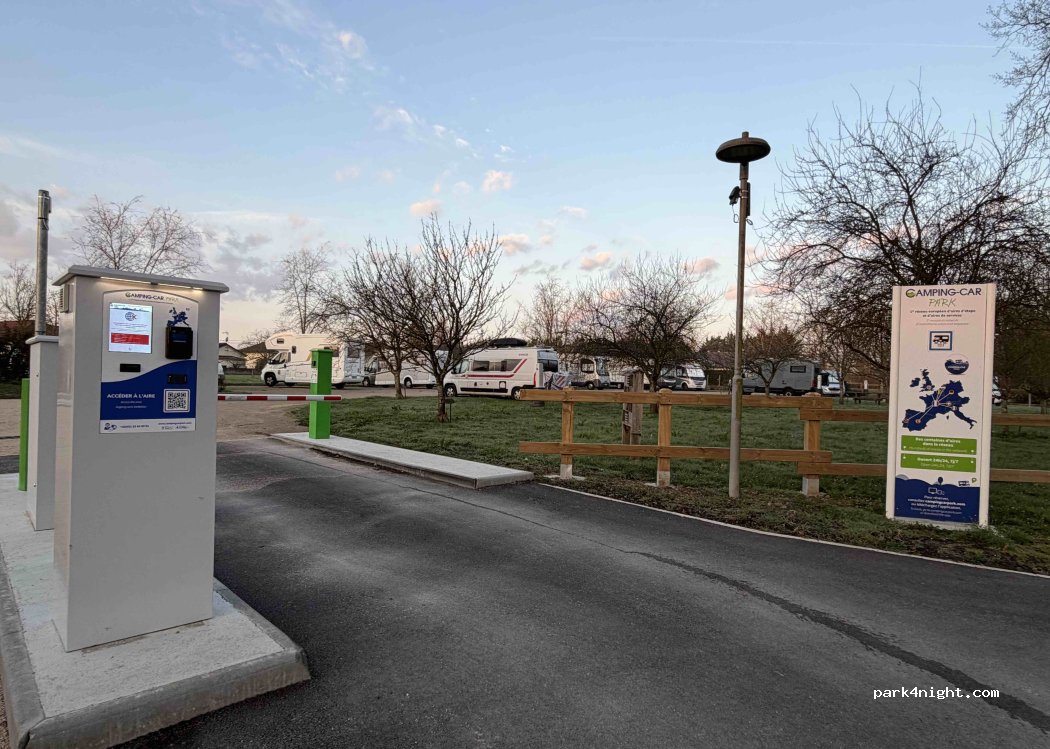 (71500) Louhans - Chemin de Halage — foto 5