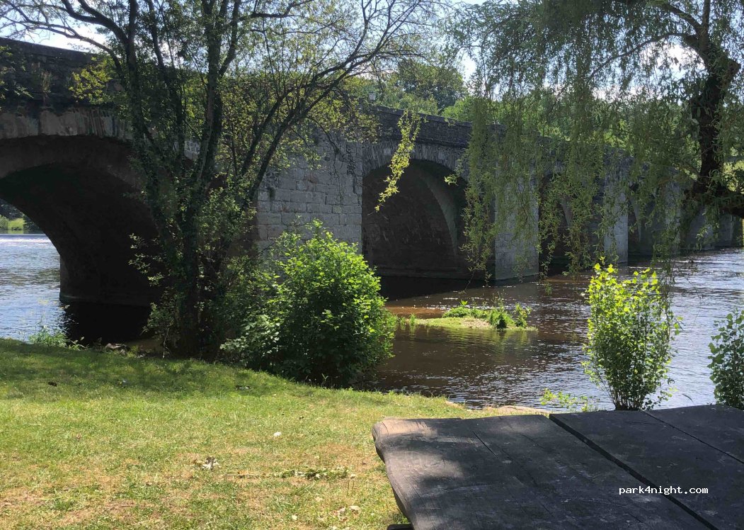 (87200) Saint-Junien - 2 Quai des Mégisseries — foto