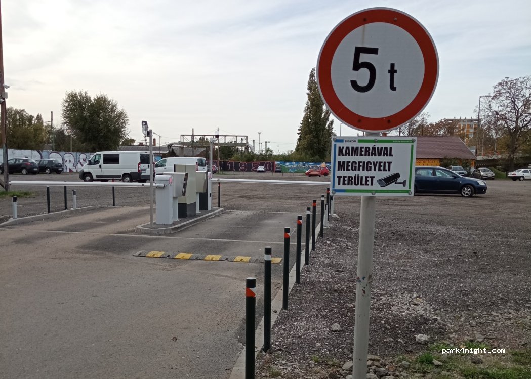 (7622) Pécs - 826 Alsómalom utca — foto 2