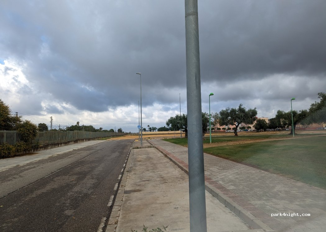 (41702) Dos Hermanas - Calle Pino — foto