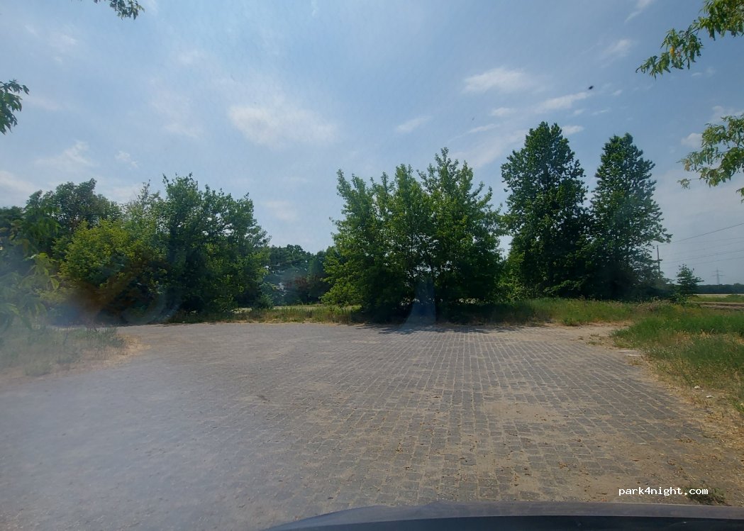 (16727) Oberkrämer - — foto