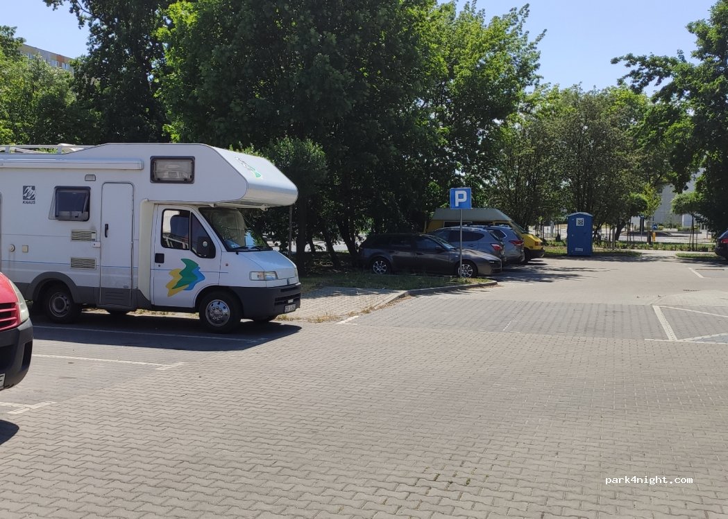 (87-100) Toruń - 58 Grudziądzka — foto
