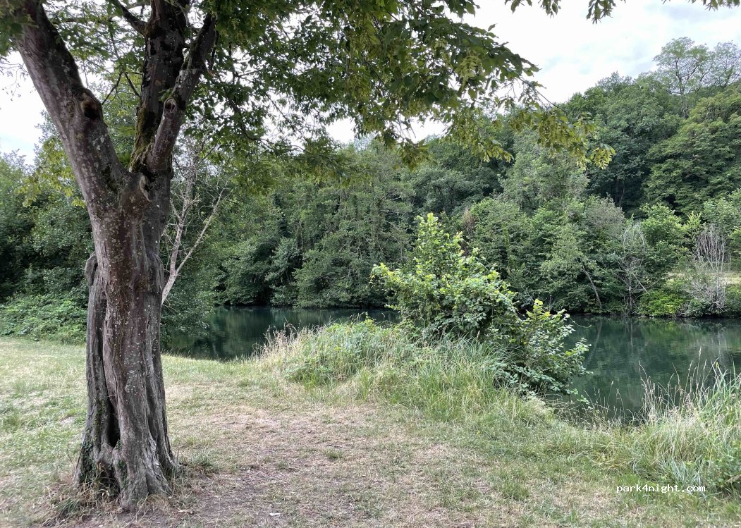 (77460) Souppes-sur-Loing - Unnamed Road — foto