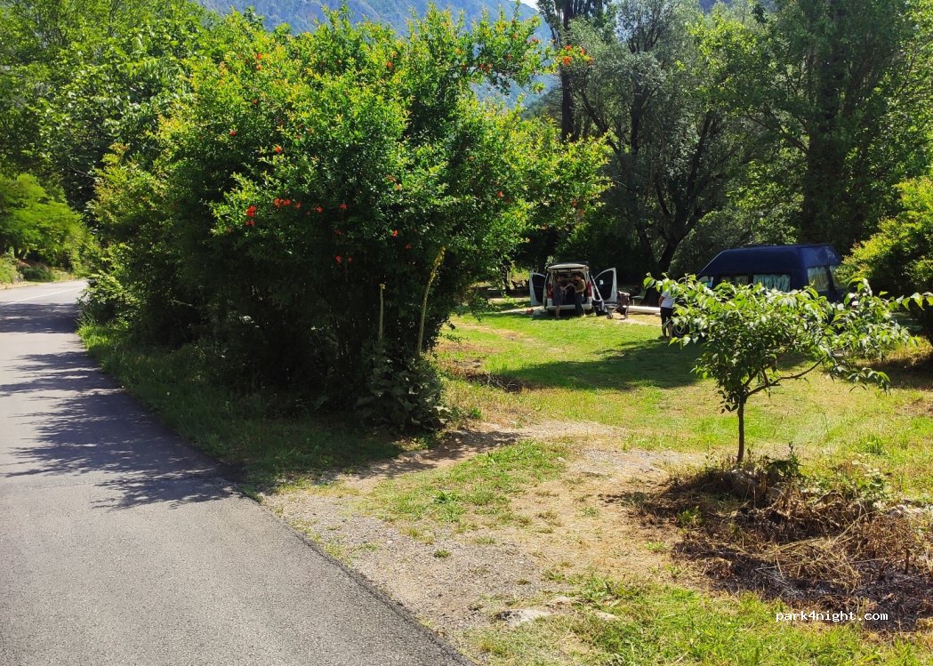 (88360) Stolac - R427 — foto