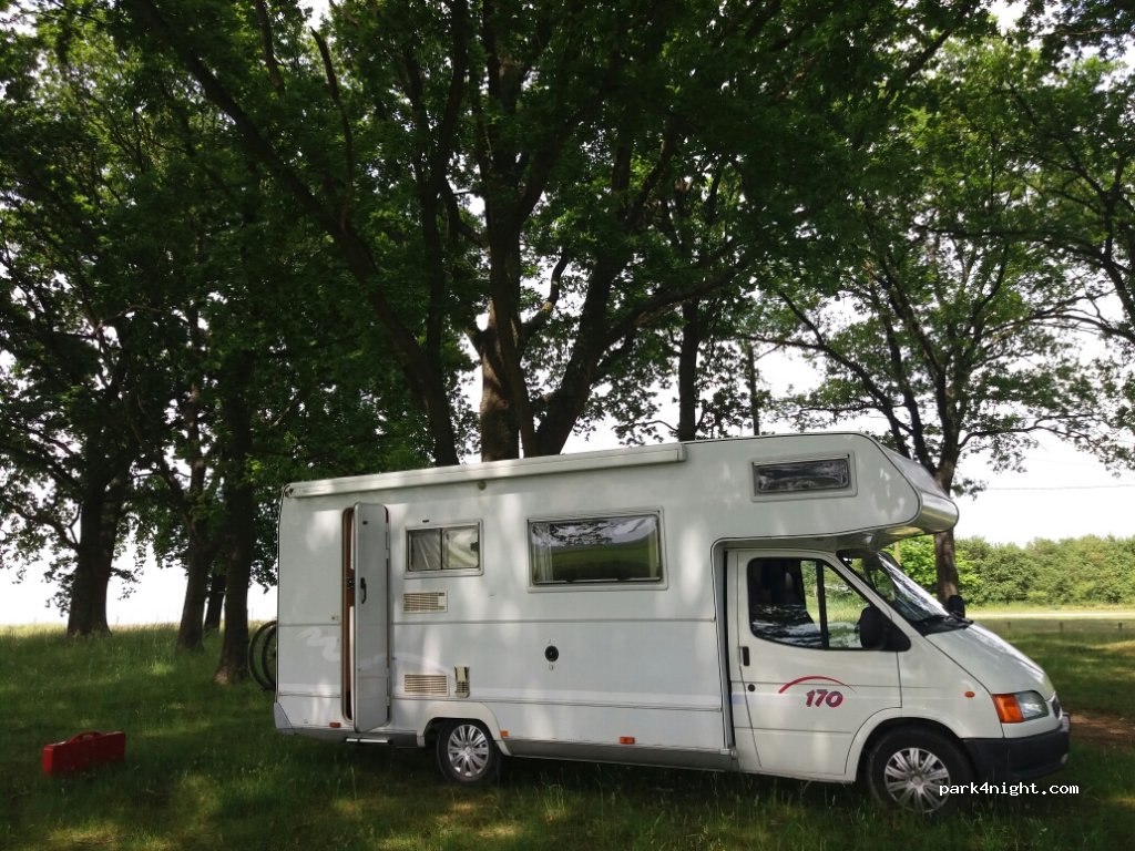 (02800) Versigny - Unnamed Road — foto