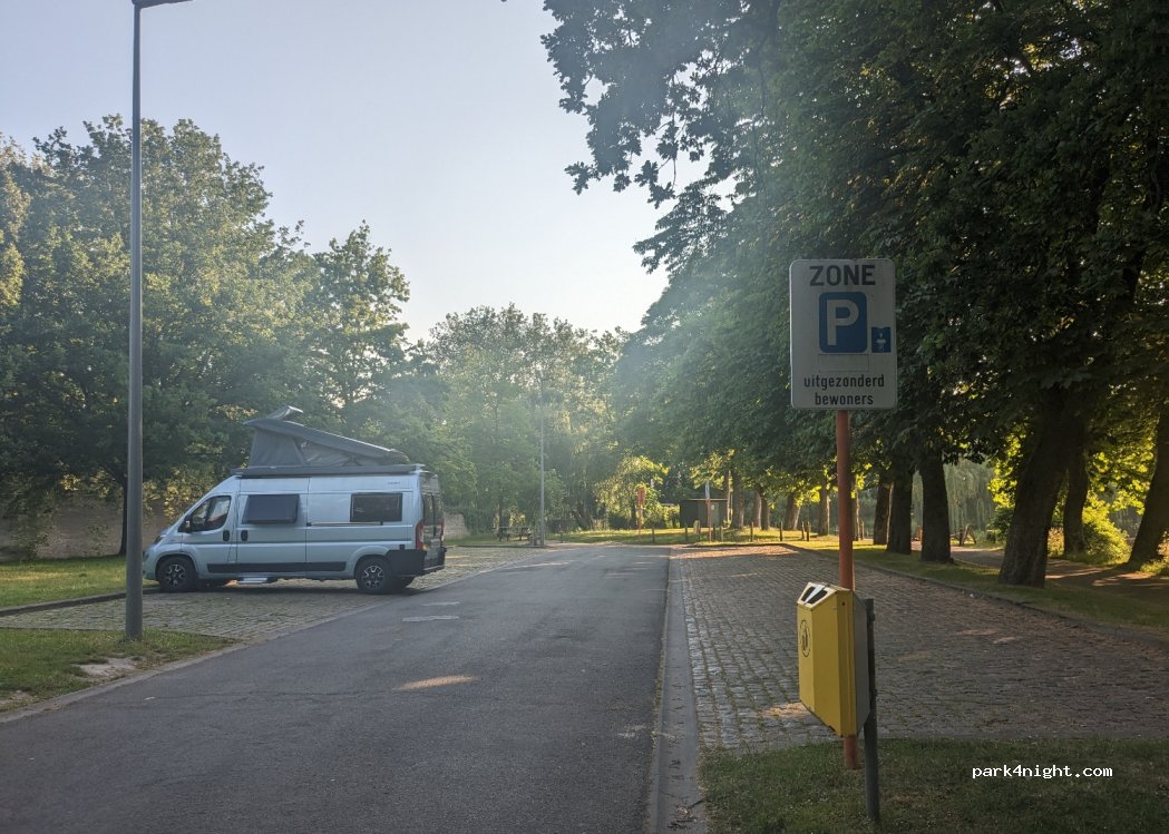 (8900) Ieper - 1 Eiland — foto