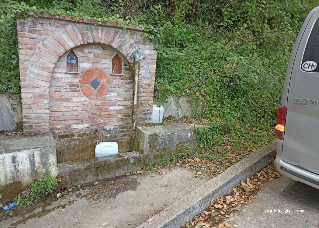 (370 03) Skopelos - Unnamed Road — foto