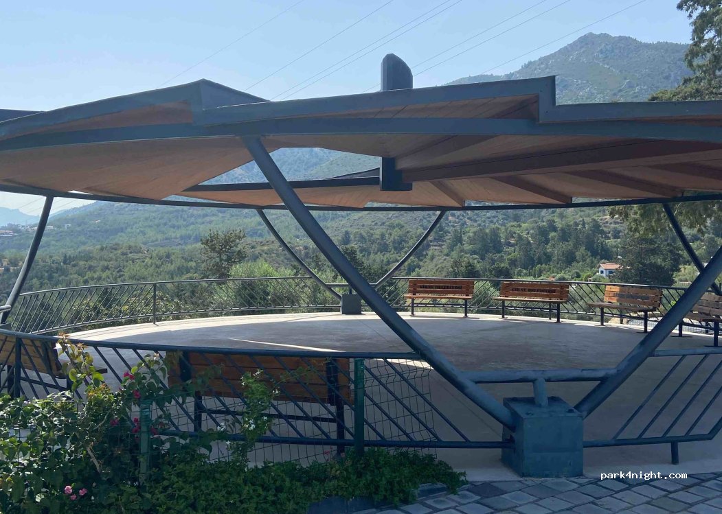 Beylerbeyi - Gulfidan Sokak — foto 2
