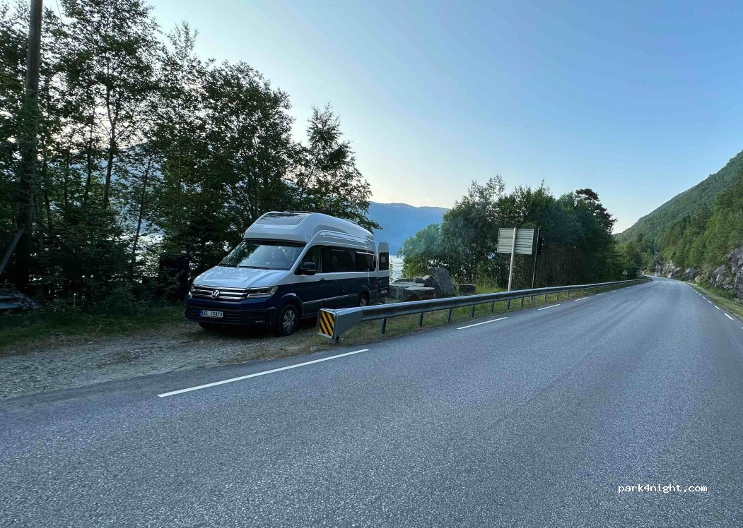 (5780) Kinsarvik - 3 R13(old) — foto