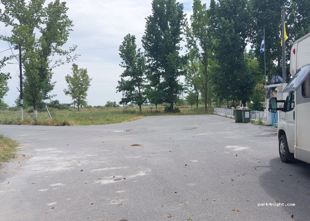 (573 00) Chalastra - Unnamed Road — foto 2