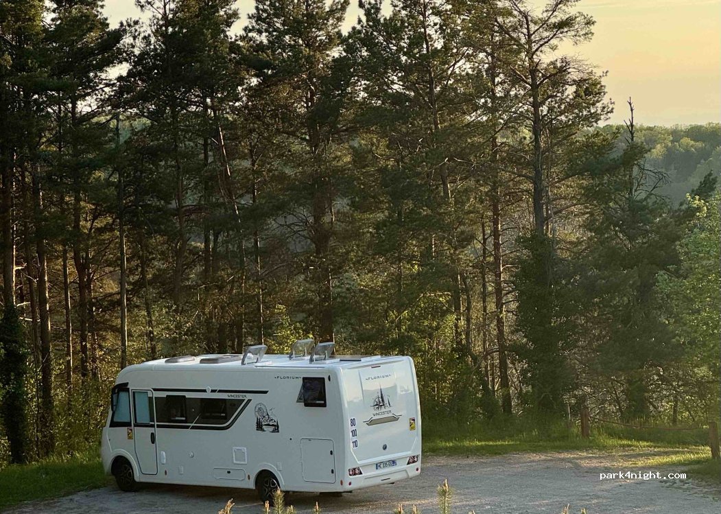 (01110) Corlier - Route de l'Altiport — foto 5