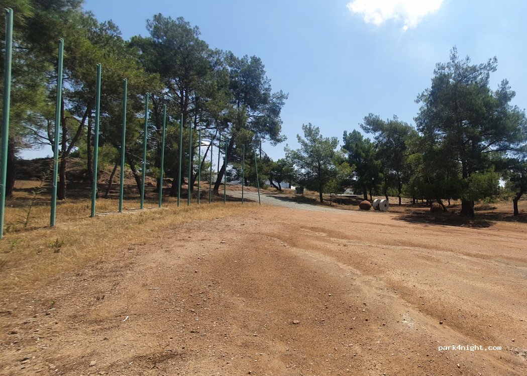 Pyrga - Unnamed Road — foto