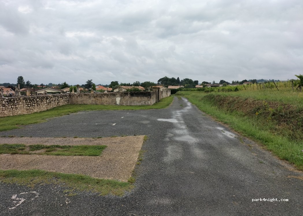 (33410) Loupiac - 11 Route de l'Église — foto