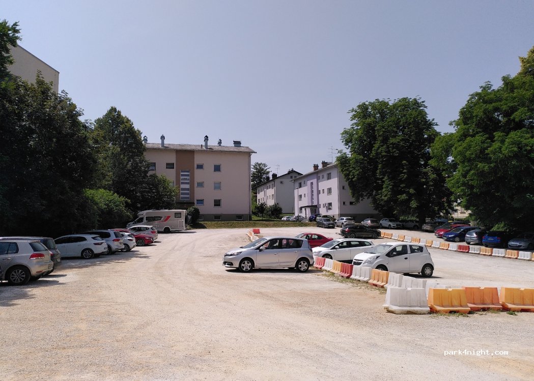 (8000) Novo mesto - 40 Kandijska cesta — foto