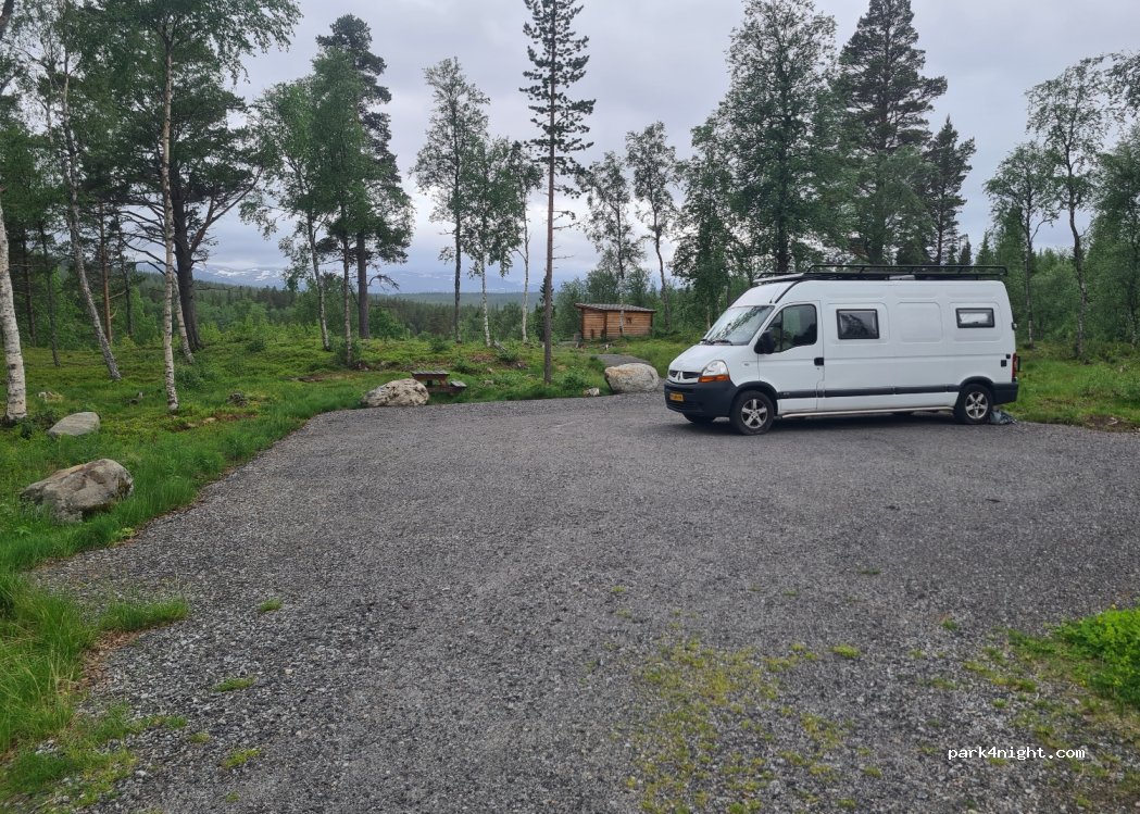 (830 10) Vålådalen - Unnamed Road — foto