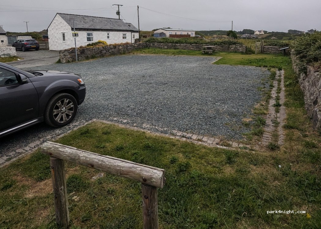 (LL67 0LN) Cemaes Bay - Unnamed Road — foto