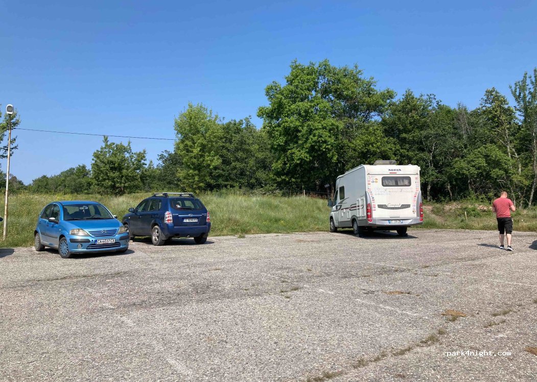 (2820) Rozhen - Unnamed Road — foto