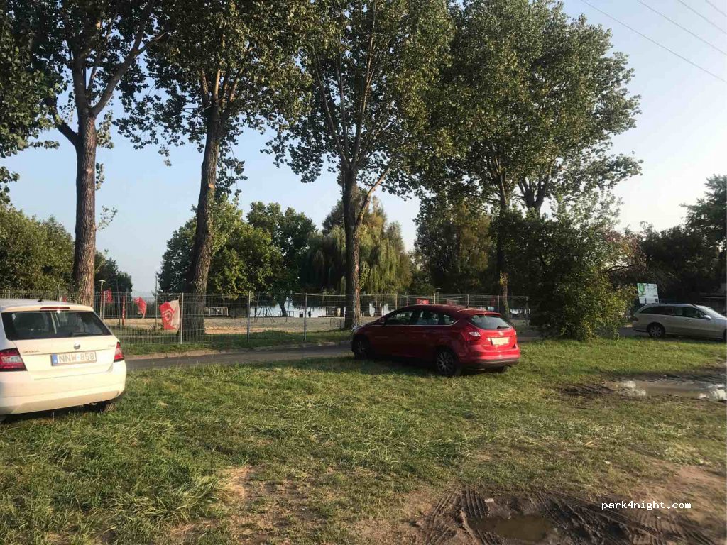(8230) Balatonfüred - 4 Aranyhíd sétány — foto 2