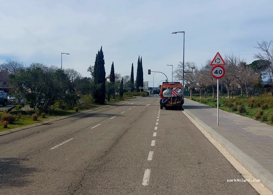 (43206) Reus - 108 Passeig Nord — foto