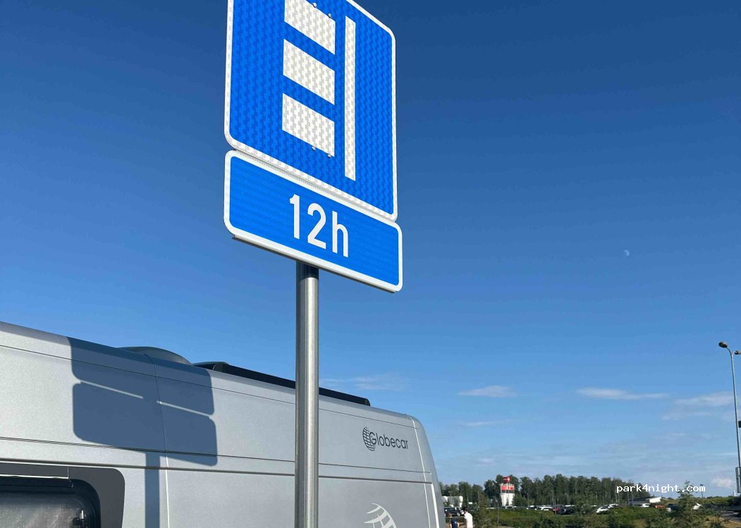 (02180) Espoo - 22 Sinimäentie — foto
