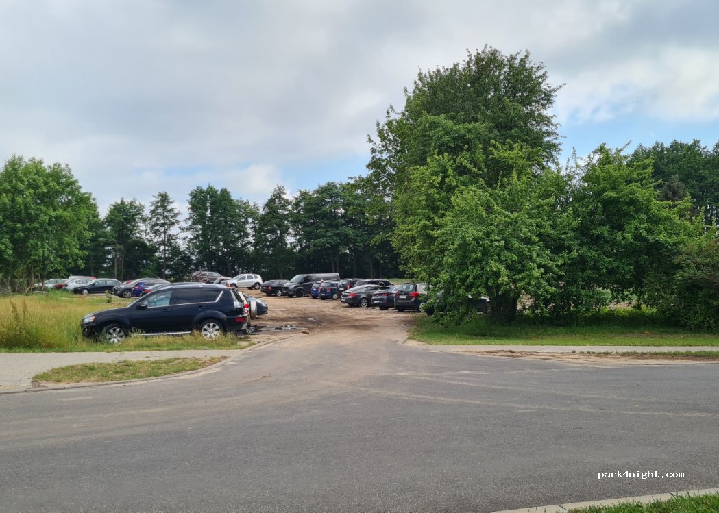 (76-156) Dąbki - 48C Darłowska — foto