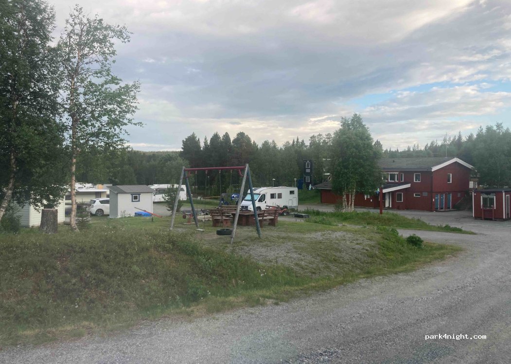 Funäsdalens Fjällcamping — foto