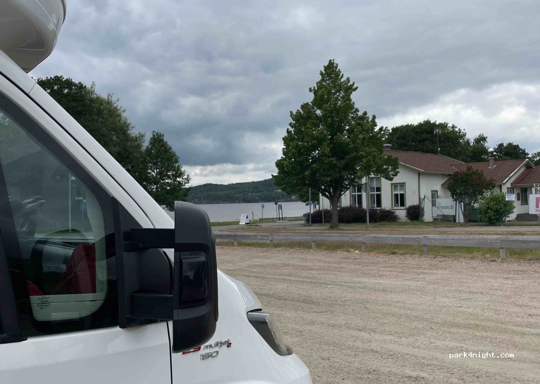 (441 44) Alingsås - 23 Lövekullevägen — foto