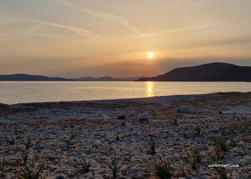 (814 01) Limnos - Unnamed Road — foto