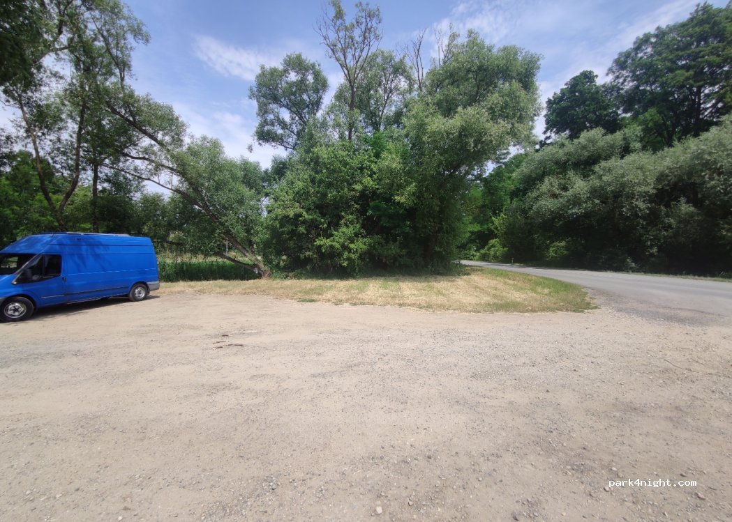 (691 23) Pohořelice - — foto