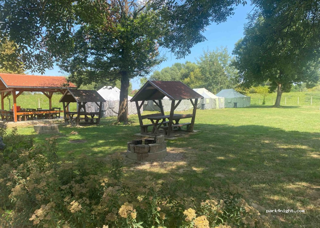Akácfa Kemping Csörötnek — foto 3