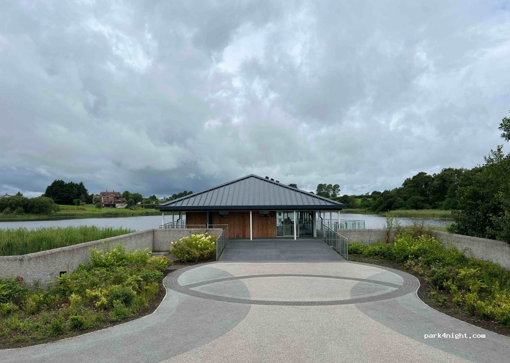 Round Lake Park and Caravan Site — foto