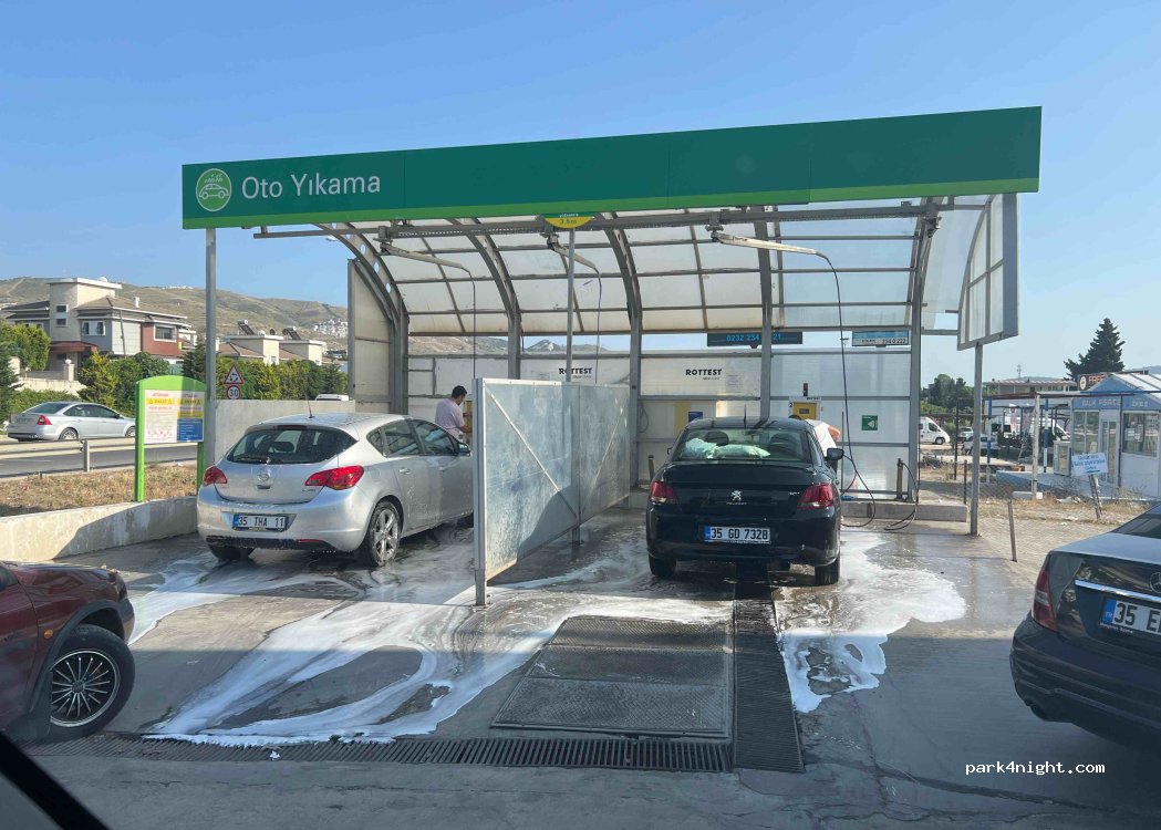 (35310) Güzelbahçe - 9 890. Sokak — foto