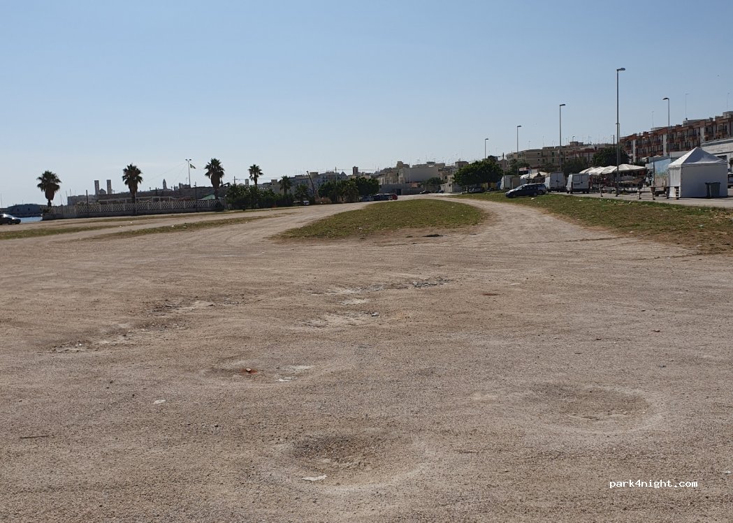 (70056) Molfetta - 4/e Via Bisceglie — foto