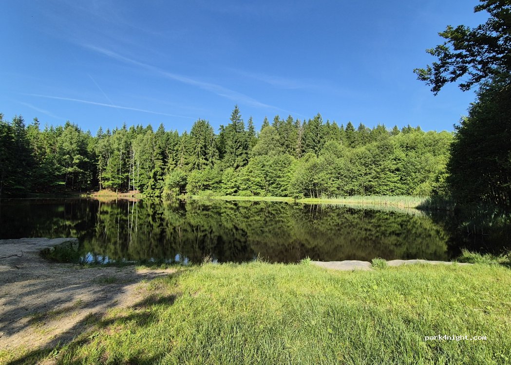 (471 51) Svor - Unnamed Road — foto 2