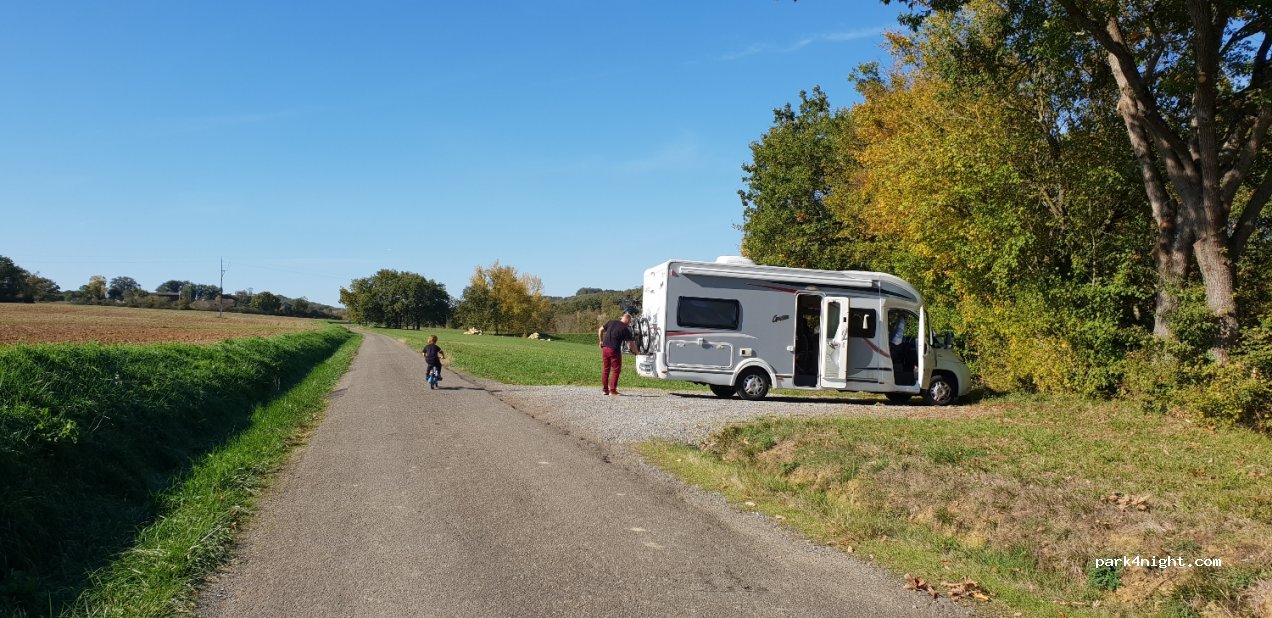 (32000) Auch - Chemin de Roubin — foto 2