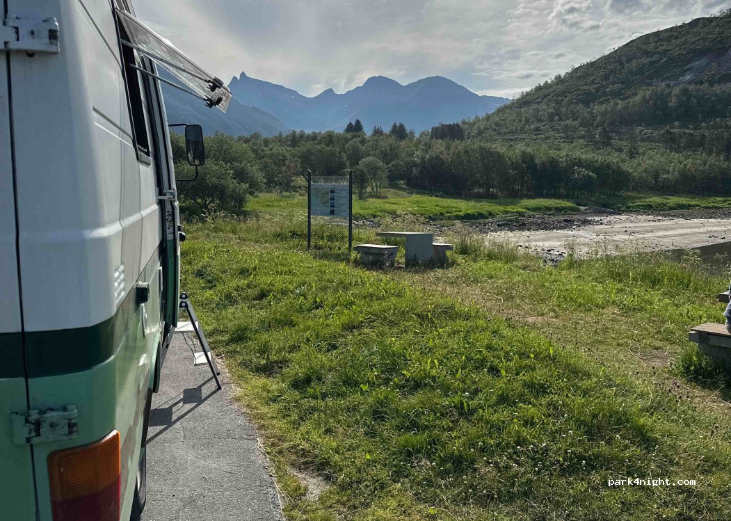 (8149) Neverdal - Kystveien — foto