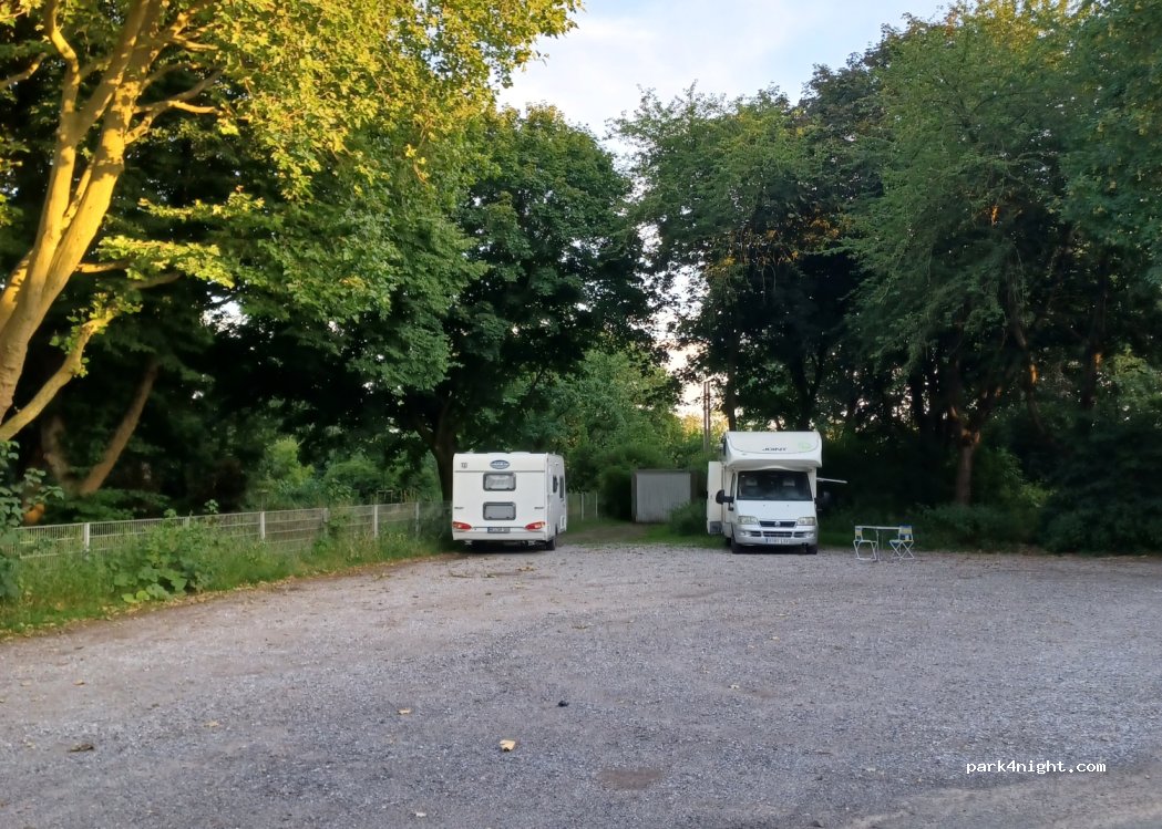 (47447) Moers - 76 Vinner Straße — foto
