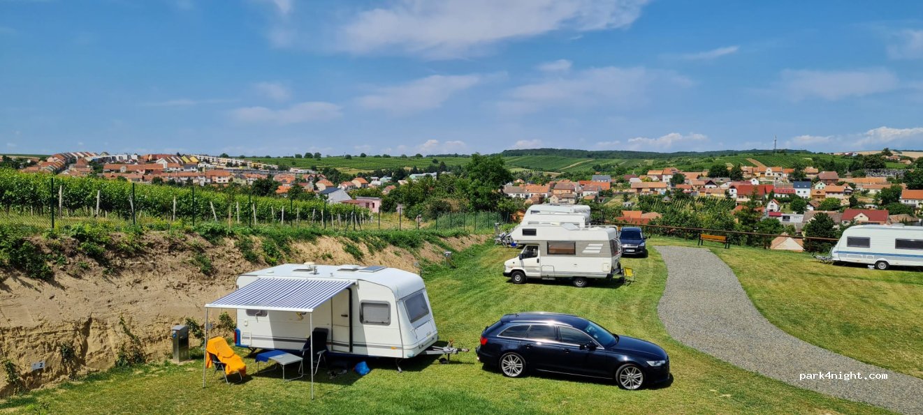 Stellplatz Panorama Čejkovice — foto