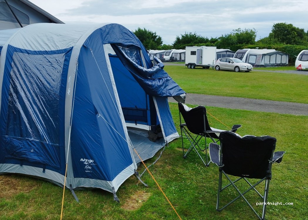 Well Park Caravans — foto 2