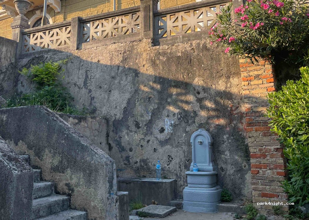 (51000) Rijeka - 21 Šetalište XIII divizije — foto
